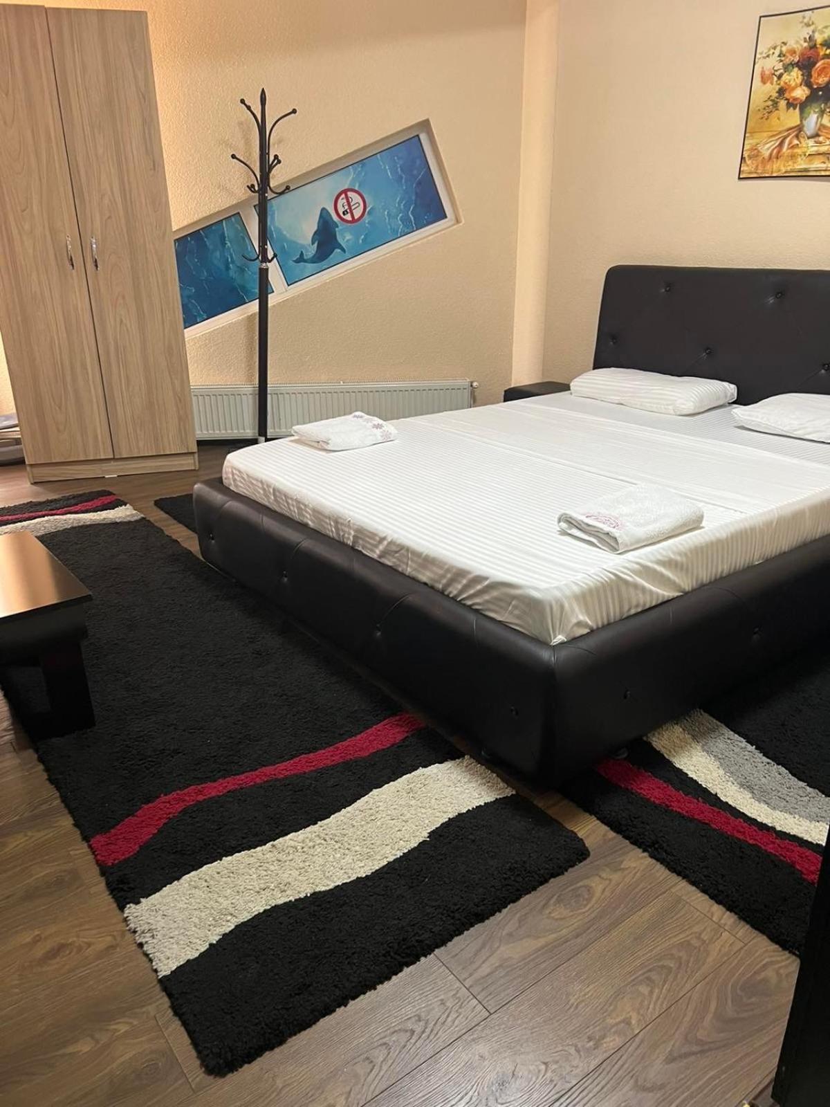 Hotelwhite Gjilan Exterior foto